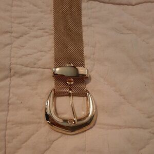 Vintage gold mesh belt